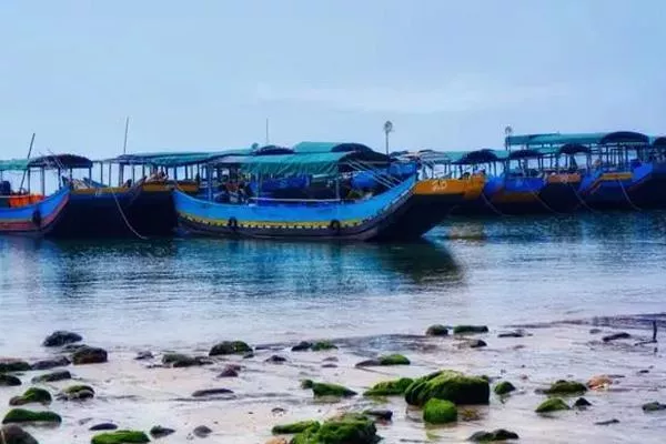 廣西京族三島<a href='http://radjoulmouhamadou.com/' target=_blank>旅游攻略</a>